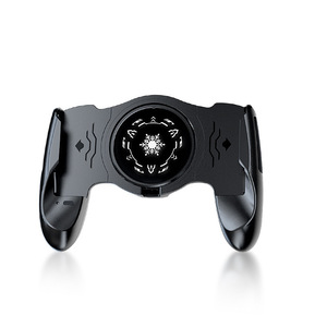 Semiconductor Cooling Grip Game <b>Controller</b> 4.7-7.2 Inch Mobile <b>Phone</b> Cooler With Type C Interface <b>For</b> Gaming - Product Image 1