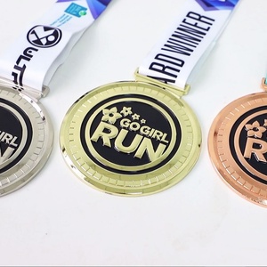 Fabricante de Medallas, Diseño al por Mayor, Medallas Deportivas de Aleación de Zinc 3D, Medalla de Maratón, Medalla Personalizada para Corredoras - Product Image 3