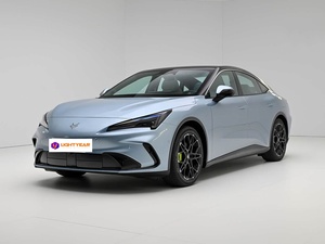 Nuevo Vehículo Eléctrico Chino ARCFOX Alpha S5, Económico y Popular - Product Image 2