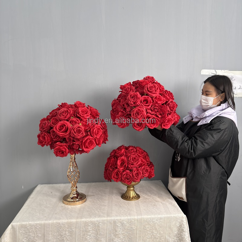 Rouge 8