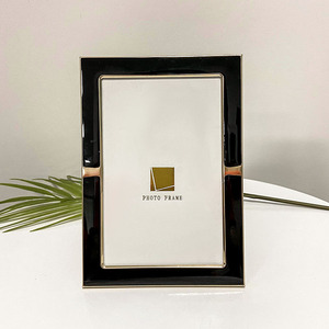 Khung Áp Phích Tranh Kim Loại Nhiều Màu Phong Cách Bắc Âu Tùy Chỉnh Khung Ảnh Để Bàn Gia Đình Em Bé Khung Ảnh Trang Trí - Product Image 2