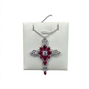 Collar con Colgante de Cruz de Moda, Perla de Imitación, Rubí Cultivado en Laboratorio, Cadena de Eslabones, Estilo Romántico para Fiesta, Certificado de Tasación de Terceros - Product Image 1