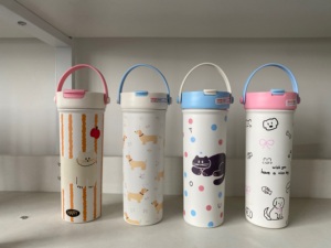 แก้วกาแฟแบบพกพา 600 มล. รุ่นใหม่ ดีไซน์สวยงาม พร้อมหลอดดูดแยกชา แก้วเก็บความร้อนสแตนเลส - Product Image 6