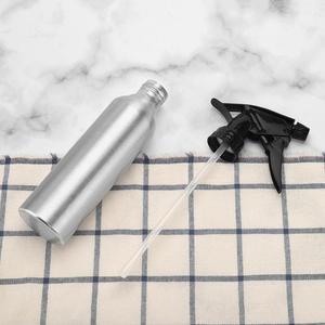 Flacone Spray Vuoto Ricaricabile in Lega di Alluminio Nero 23x9.5x5cm per Parrucchieri, Nebulizzatore per Salone e Barbiere, Strumento per Acqua e Cura dei <span class=keywords><strong>Capelli</strong></span> - Product Image 6