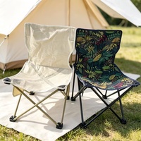 Chaise de camping pliante légère et moderne pour l'extérieur, avec design pliable multifonctionnel pour le camping, la randonnée, la pêche et les repas