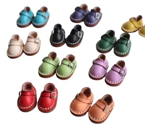 נעלי עור מיני סיטונאיות לבובות OB11/ymy/gsc/Middie Blythe או בובות עם רגליים בגודל זה - Product Image 1