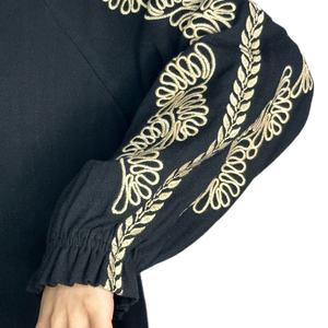 Haut brodé décontracté à manches longues et col en V pour femme, style bohème OEM - Product Image 5