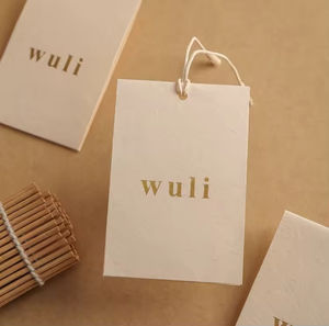 Label Gantung Logo Kustom dengan Tali untuk Kotak Parfum untuk Pengiriman dan Penyimpanan Label Harga untuk Kotak Kemasan MOQ Rendah - Product Image 3