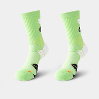 Chaussettes marathon grande taille pour hommes Chaussettes tricotées longueur ras du cou absorbant la sueur Bas de serviette pour le sport Chaussettes de basket-ball