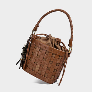 Sac Seau Tressé en PU Fait Main Tendance Française pour Femme – Idéal Quotidien, Loisirs, Trajet Quotidien, Sorties – Sac à Bandoulière Unique ou Croisé pour Femme - Product Image 6