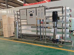 Equipo de producción de agua de ósmosis inversa de alta precisión Sistema de generación de agua purificada Bomba de recipiente a presión PLC - Product Image 2