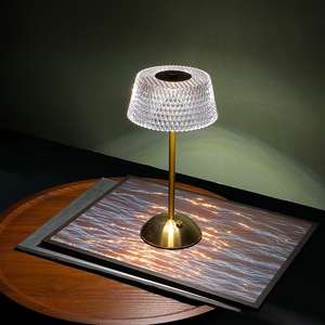 Groothandel Stijlvolle Kristallen Tafellamp met Luxe Lampenkappen Binnenverlichting Decoratieve Verlichting Touch Light Home Decor - Product Image 5