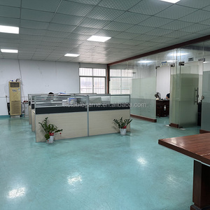 Dés personnalisés du <span class=keywords><strong>Seigneur</strong></span> <span class=keywords><strong>des</strong></span> <span class=keywords><strong>Anneaux</strong></span>, vente en gros, 7 dés polyédriques en résine rouge avec anneau, dés DND avec logo OEM pour jeux de société, directement de l'usine - Product Image 6