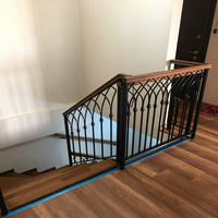 Fournisseur de rampes d'escalier en fer forgé sur mesure, garde-corps d'escalier en spirale, clôture de balcon en fer forgé