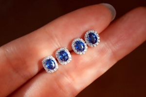 Xinfly Wholesale Price Pave <b>Blue</b> Sapphire Natural Diamond 18K White Gold <b>Studs</b> <b>Earrings</b> for Women - Product Image 4