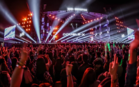 Pantalla LED Curva Inteligente para Interiores y Exteriores P1.9 P2.6 P3.9, Panel de Video Wall para Eventos de Alquiler, Garantía de 5 Años, Contenido Remoto
