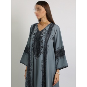 Robe de caftan islamique traditionnelle pour femmes musulmanes - Product Image 3