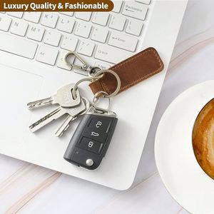Porte-clés de voiture en cuir PU de luxe, gravé, cadeau en cuir, porte-clés universel pour clés de voiture, souvenirs et cadeau de mariage - Product Image 4