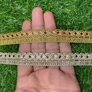 Broderie multicolore vibrante de bordure en dentelle douce de qualité supérieure pour Sarees Lehengas Kurtis Collections de créateurs de mode festive - Product Image 1