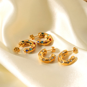 18 Karat Gold Edelstahl Mode Ohrringe Wasserdicht Anlauf frei Hypo allergene Zirkon Perle C-förmige Creolen - Product Image 3