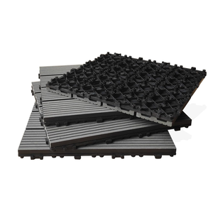 Baldosas de Madera Compuesta para Exteriores WPC, Resistentes al Agua, para Terrazas y Pasillos, con Sistema de Enclavamiento - Product Image 3