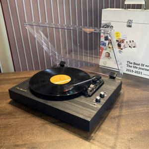 Tourne-disque vinyle rétro avec haut-parleur Bluetooth intégré, système audio HiFi, couvercle anti-poussière en acrylique, plateau en <span class=keywords><strong>bois</strong></span> pour la décoration de la maison - Product Image 2