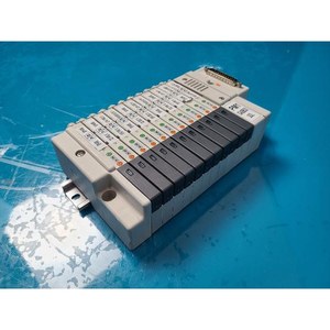 Vanne solénoïde miniature SMC SO1A31N-5-C4 utilisée comme pièce détachée pour équipement semi-conducteur d'occasion - Product Image 5
