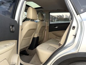 Crossover Familiare Aggiornato: <span class=keywords><strong>Qashqai</strong></span> 2.0 <span class=keywords><strong>X</strong></span> Trim CVT 2010, Maggiore Comfort e Stile, Perfetto per Città e Suburbi - Product Image 4