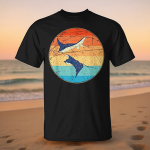 Camiseta Retro con Estampado de Manta Ray, Animal Marino - Product Image 3