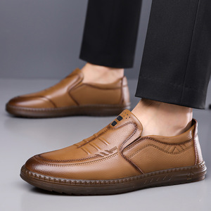 Mocassins en cuir véritable pour hommes, bout rond, à enfiler, semelle extérieure en caoutchouc respirante, chaussures décontractées de printemps pour la conduite - Product Image 3