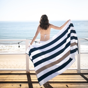 Toalla <span class=keywords><strong>de</strong></span> <span class=keywords><strong>Playa</strong></span> Extra Grande <span class=keywords><strong>de</strong></span> Lujo 100% Algodón, Diseño a Rayas Súper Suave para Hotel, Baño y Hogar, Inspirada en el Estilo Tropical Turco - Product Image 4