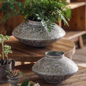 Pot de fleurs vintage vieilli à motif irrégulier, jardinières d'intérieur style européen, artisanat - Product Image 3