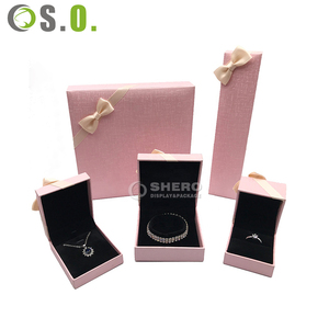 Boîte à bijoux rose de haute qualité avec nœud papillon, imitation cuir, papier et doublure en velours pour emballage de bijoux de luxe - Product Image 5