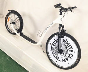 Vente en gros de trottinettes OEM style adulte trottinettes de vélo d'équilibre double absorption des chocs frein à disque grandes roues Pro Bike Scooter - Product Image 5