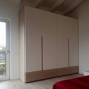 Armario de Madera Maciza Resistente, Armario de Almacenamiento Grande Independiente con Doble Puerta, Fácil Mantenimiento para Uso Familiar - Product Image 4