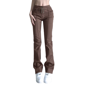 Pantalones vaqueros acampanados de cintura alta para mujer con logo personalizado al por mayor, color marrón, con cinturón de hebilla multiorificios, corte ajustado, estilo streetwear - Product Image 5