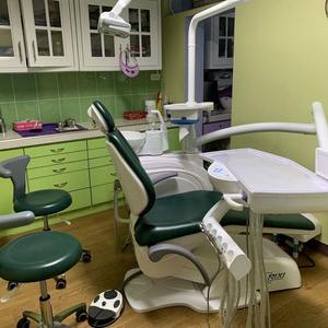 Fauteuil dentaire Sypexi Rx-Du-X3 électrique avec crachoir intégré certifié CE Foshan Guangdong - Product Image 3