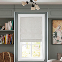 Stores romains en tissu en gros pour fenêtres, design sans cordon, style classique, doublure filtrante de la lumière, stores romains