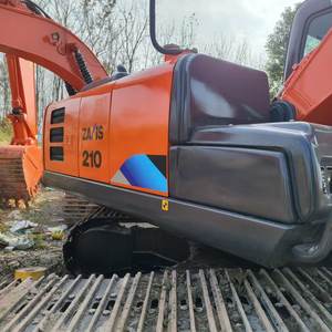 Excavadora Hitachi ZX210 de segunda mano, excavadora Hitachi de segunda mano, excavadora de tamaño mediano, construcción sobre orugas - Product Image 3