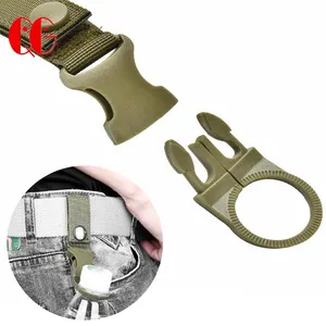 OEM Hiking Mountaineering Hanging Bottle Buckle Clip Carabiner Portable Mineral Water Bottle Ring Holder Keychain Belt Buckle