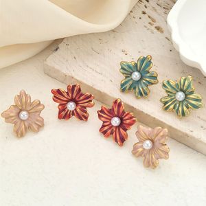Pendientes <span class=keywords><strong>de</strong></span> <span class=keywords><strong>Acero</strong></span> <span class=keywords><strong>Inoxidable</strong></span> para Mujer, Chapados en Oro, Variedad Simple, Flor Tridimensional, Perla, Piedra Natural - Product Image 2