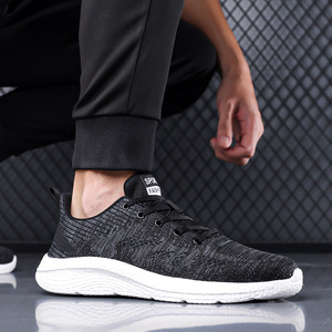 Chaussures de course en mesh pour hommes, taille 14, légères et respirantes, pour activités de plein air - Product Image 4