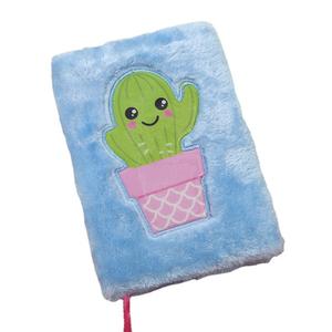 Carnet quotidien A5 en peluche personnalisé mignon et kawaii - Product Image 2