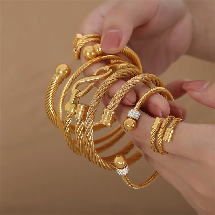 Fashion Classic Damen Schmuck Draht ring Öffnung 18 Karat vergoldet Titan Stahl Cz Chunky Armreif Armbänder