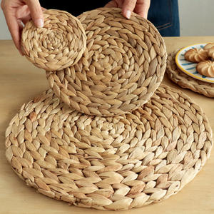 แผ่นรองจานสานจากฟาง ทรงกลม กันลื่น ใช้ในบ้าน ขนาด 20 ซม. 30 ซม. 35 ซม. 38 ซม. สีพื้น ทนความร้อน - Product Image 1
