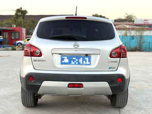 <span class=keywords><strong>Nissan</strong></span> <span class=keywords><strong>Qashqai</strong></span> 2010 2.0 20X CVT, SUV Automatico Comfort, Tetto Apribile e Cerchi in Lega, Affidabile e Facile da Guidare per Famiglie - Product Image 5
