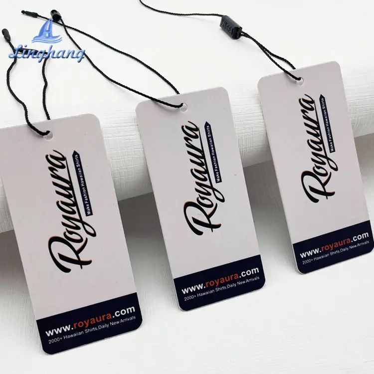 फैक्टरी आउटलेट सस्ते कस्टम डिजाइन मुद्रण नाम लोगो कागज परिधान Hangtag लेबल जींस कपड़े लटका टैग