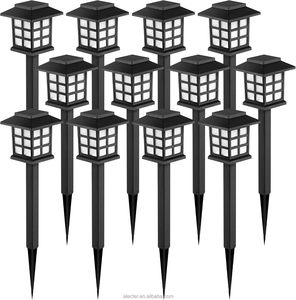 ไฟโซลาร์กลางแจ้งแบบเปลวไฟกระพริบ 12 ชิ้น กันน้ำ IP44 ไฟ LED สีสันปรับแต่งได้ ใช้งานได้นาน 8 ชั่วโมง สำหรับตกแต่งสวน แสงไฟภูมิทัศน์ สนามหญ้า - Product Image 1