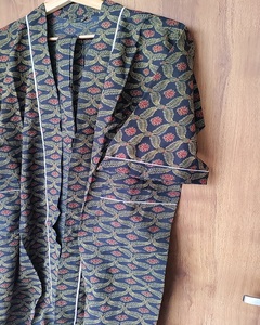 Robe kimono élégante et romantique en coton à imprimé floral fait main, respirante, à manches longues, pour femmes, à porter toute l'année - Product Image 3