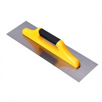 Truelle de plâtrage durable à manche en plastique bimateriel pour une finition lisse et une utilisation professionnelle dans la construction, grattoir